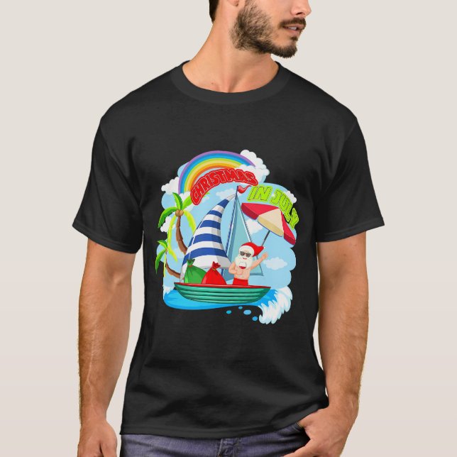 Jultomten Beach Boat Sommarjul i juli T Shirt (Framsida)