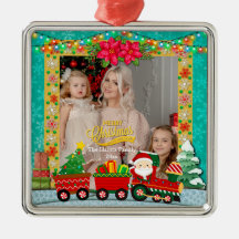 Jultomten i Tåg med gåvor och Julgran