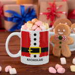Jultomten Kostym och Bälte Buckle Cute-julen Kaffemugg<br><div class="desc">Denna härliga, personlig Jultomten kaffe eller hett kakao mugg är perfekt för dina nära i julhelg. Med jultomtens bockle kostym, bälte och namn kan den här charmerande julen mugg enkelt anpassas med ditt namn i anpassningsavsnittet för att skapa en unik julklapp mugg. Det är en underbar presentidé för din make,...</div>