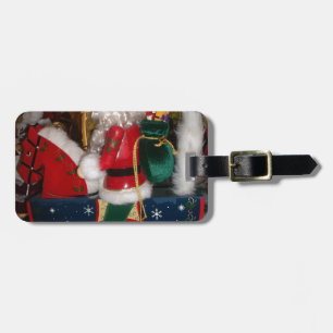 Jultomten på en häst med Snö Art Print Bagagebricka