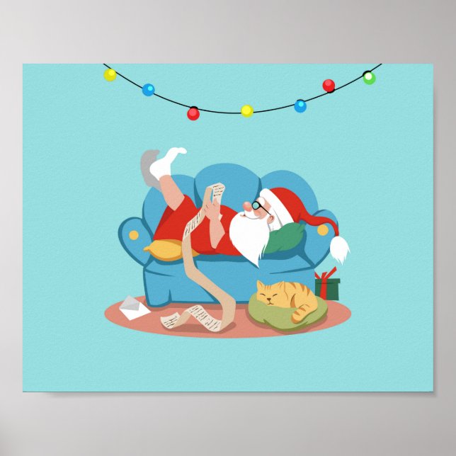Jultomten på soffan i pyjamas poster (Framsidan)
