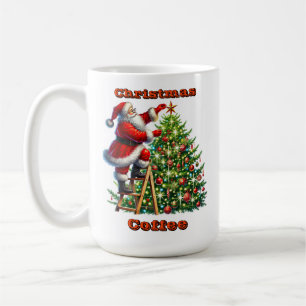 Jultomten som dekorerar Julgran på vinter Kaffemugg