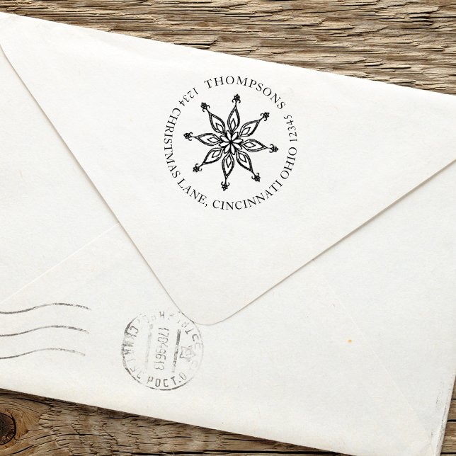 Julvinter-Helgdag Simple Cute Snowflake-Roligt Självfärgande Stämpel (Whimsical simple winter snowflake design with circle text typography. )