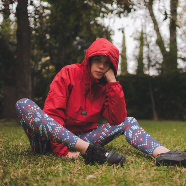 Julvit, röd och blå Knitting Mönster Leggings (Skapare uppladdad)