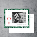Julvykort Joy Photo Grönt Helg Vykort<br><div class="desc">De här moderna,  enkla och snyggt 4, 25" x 5, 6"-helgdag-vykort har modern typografi i grönt på vit och abstraktens blommigt och en dekorfärg för ditt favoritfoto,  svartvitt eller färg.</div>