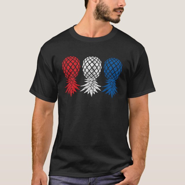 July Patriotic Red White Blue Upside Down Pineappl T Shirt (Framsida)