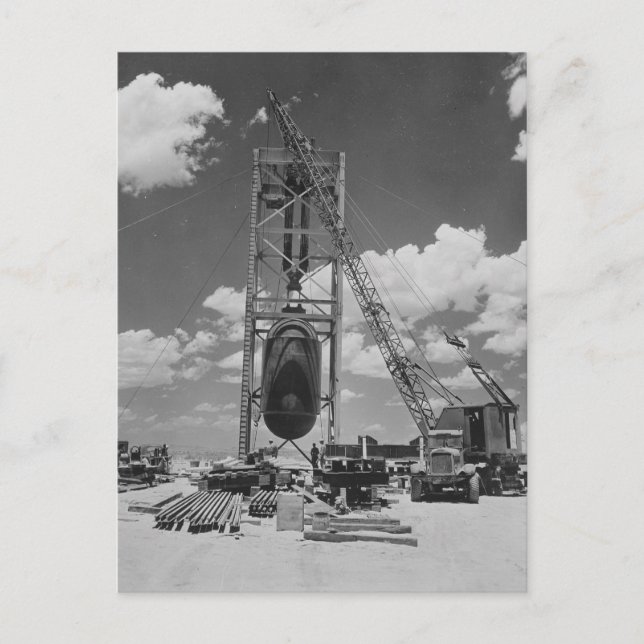 Jumbo Atomic Bomb placerad för Trinity Test Vykort (Framsida)