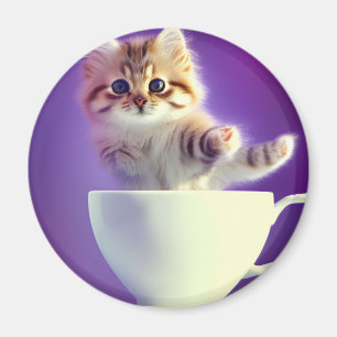 Jumping Kitten i en tekopp-kattmagnet Magnet