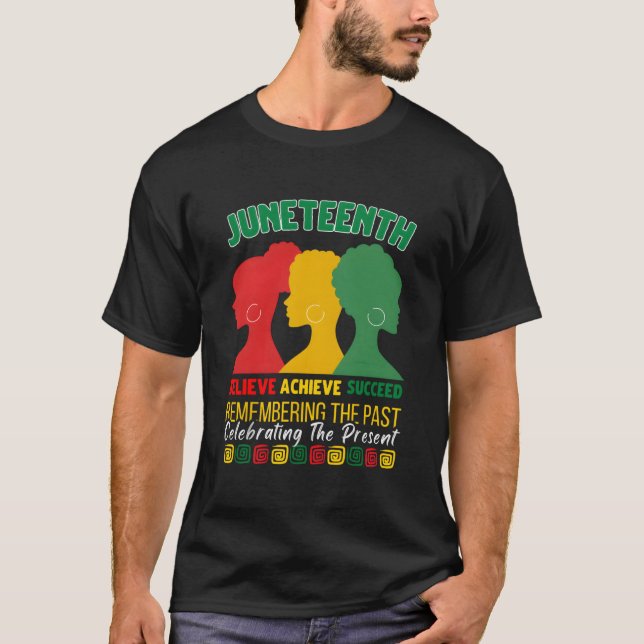 Junenth Är Min Självständighetsdag Tro Genomsätt F T Shirt (Framsida)