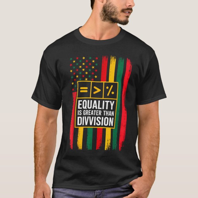 Juneteenth-jämlikhet är större än svart splittring t shirt (Framsida)