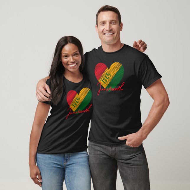 Junetelfte hjärtat t shirt (Unisex)