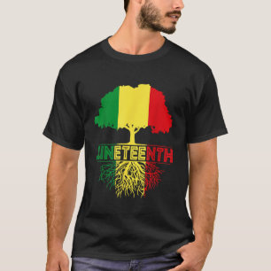 Junetelfte Träd-afrikanska roten Afro Proud Black T Shirt