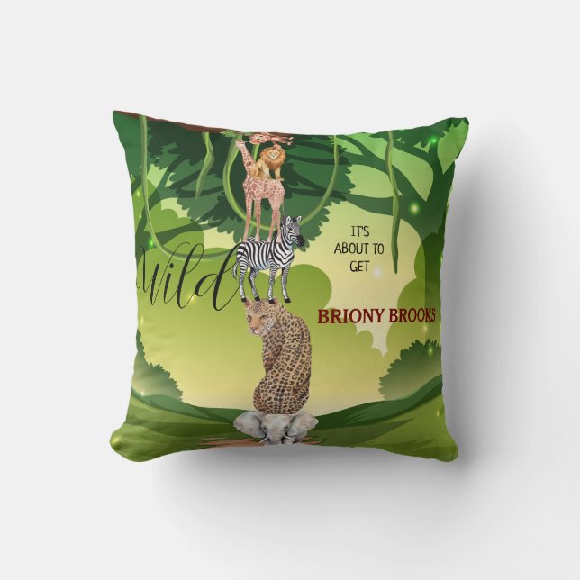 Jungle Safari "It's About To Get Wild" Baby Shower Kudde (Framsida)