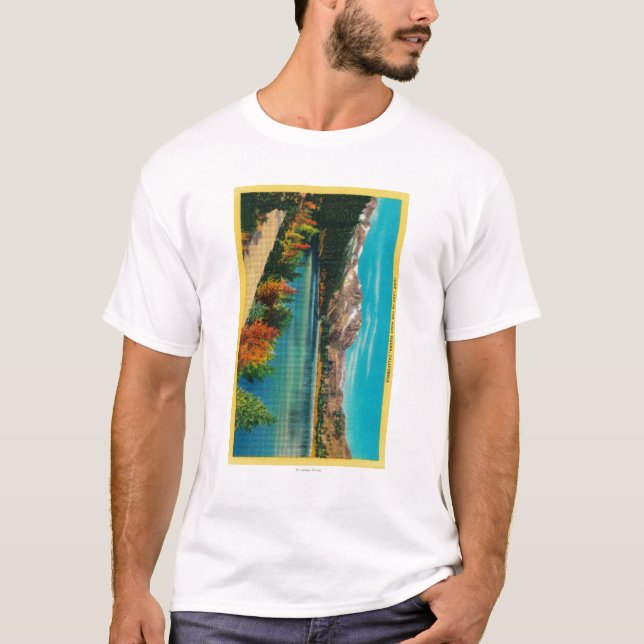 Juni sjö i det kickSierraMono länet, CA T-shirt (Framsida)