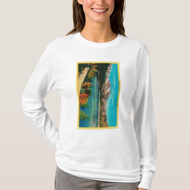 Juni sjö i det kickSierraMono länet, CA Tee Shirt (Framsida)