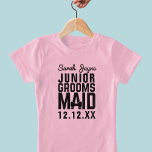 Junior Groomsmaid T-Shirt<br><div class="desc">Behandla dina underordnade groomsmaids för att matcha Junior Groomsmaid-skjortor! Lägg bara till deras namn och er bröllop-dejt och få dem att tacka era gäster med deras vänlighet.</div>