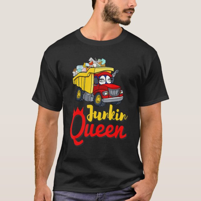Junkin´ Queen Second Hand Butik Thrifting Shopping T Shirt (Framsida)