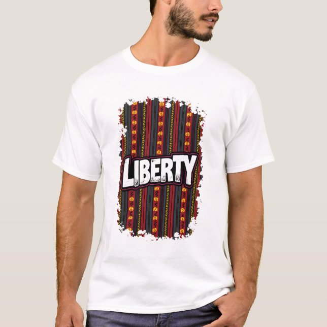 Junttonde ord "LIBERTY" på en afrikansk kente patt T Shirt (Framsida)