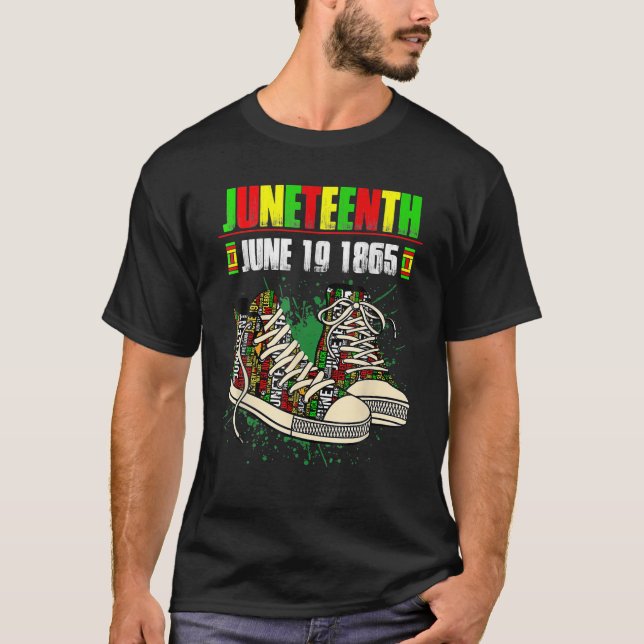 Junttonde Shoes Black-Pridet Afrika Amerika T Shirt (Framsida)