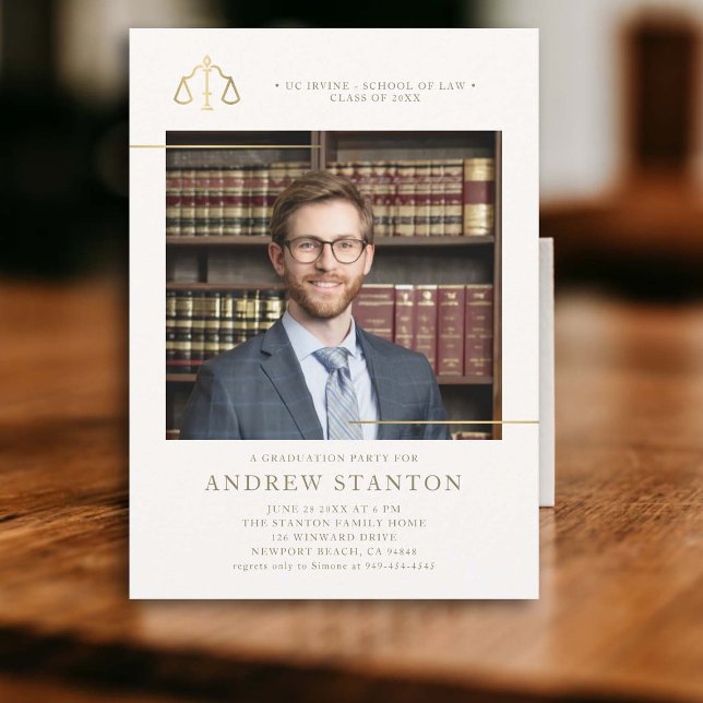 Juristexamen Avgångsskalor Rättvisa Foto Modern Inbjudningar (law school graduation party invitation photo gold scales justice elegant modern frame logo template)