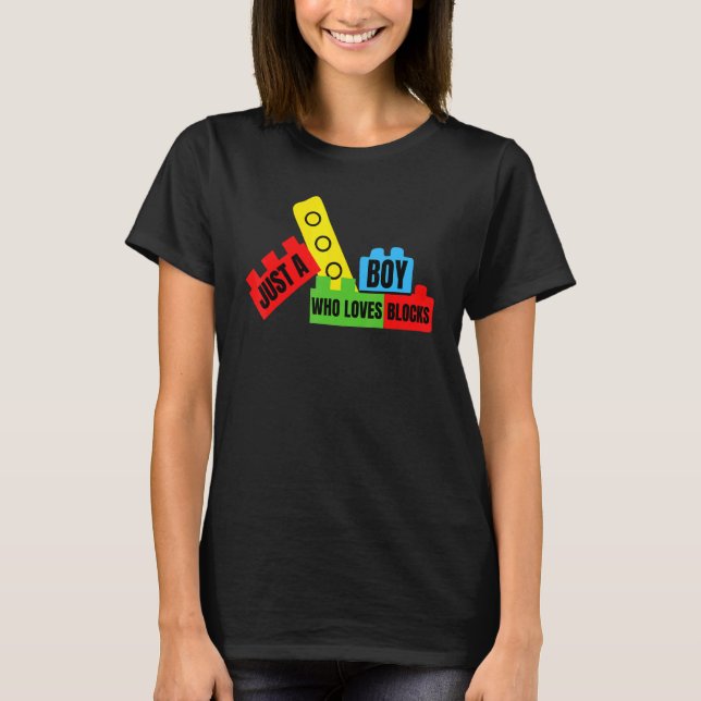 Just a Boy who Loves Blocks  Brick Builder T Shirt (Framsida)