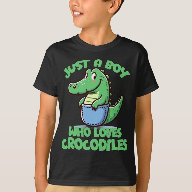 Just A Boy Who Loves Crocodiles T Shirt (Framsida)