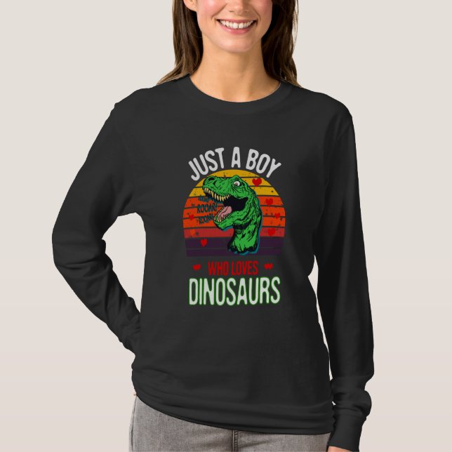 Just a Boy Who Loves Dinosaurs For Boys Kids men   T Shirt (Framsida)