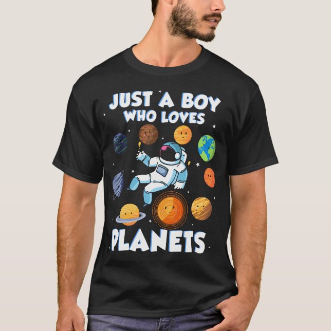 Just A Boy Who Loves Planets Astrology Science Sol T Shirt (Framsida)