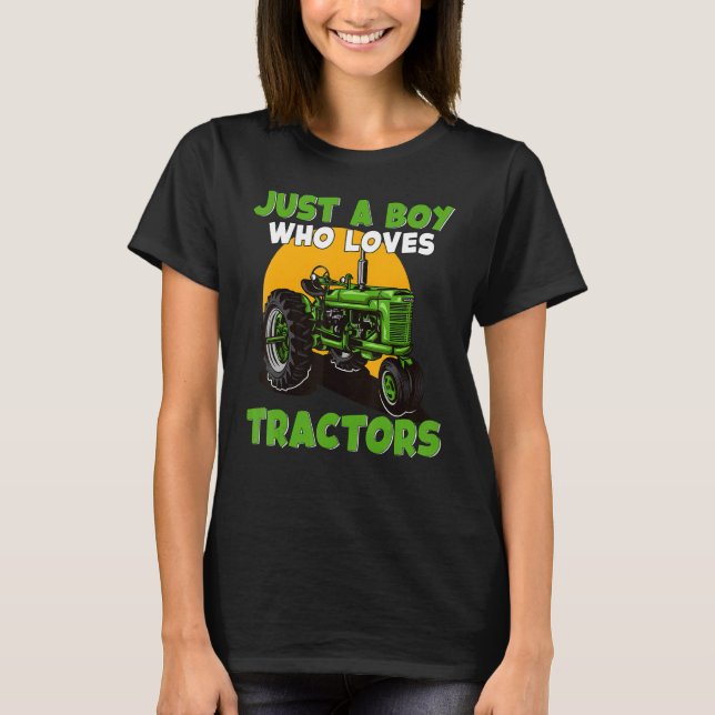 Just A Boy Who Loves Tractors Farm Life T Shirt (Framsida)