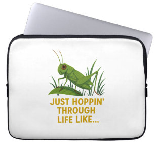 "Just Hoppin" Funny Grashopper Art" Laptop Fodral