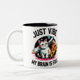 "Just Vibe" - Space Cat & Pizza Två-Tonad Mugg