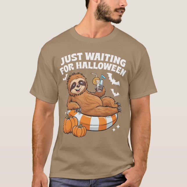 Just Waiting For Halloween Cute Lazy Sloth Hallowe T Shirt (Framsida)