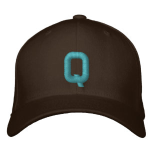 Justerbar övre gräns för monogrammen Q Broderad Keps