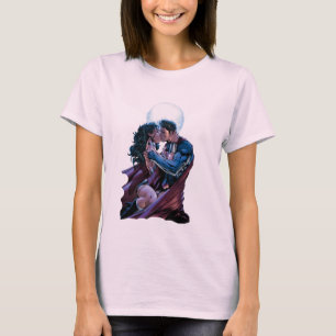 Justice League #12  Woman & Superman Kiss Tee