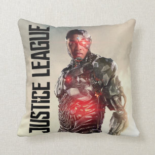 Justice League Cyborg On Battlefield Kudde