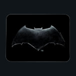 Justice League | Metallisk Batman-symbol Magnet<br><div class="desc">Det här är Batmans utslitna metalliska fladdermus-symbol från Justice League-filmen.</div>