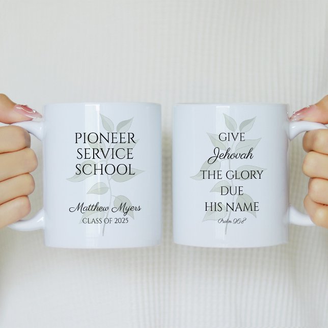 JW 2025 Pioneer School Year Text with Eucalyptus Kaffemugg (Skapare uppladdad)