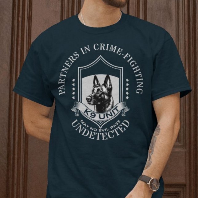 K9 Enhetspartner i brottmål T-Shirt (Skapare uppladdad)