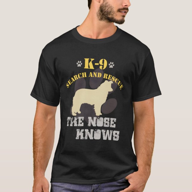 K9 Search Rädding Hund Team Gräns Collie Tracking  T Shirt (Framsida)