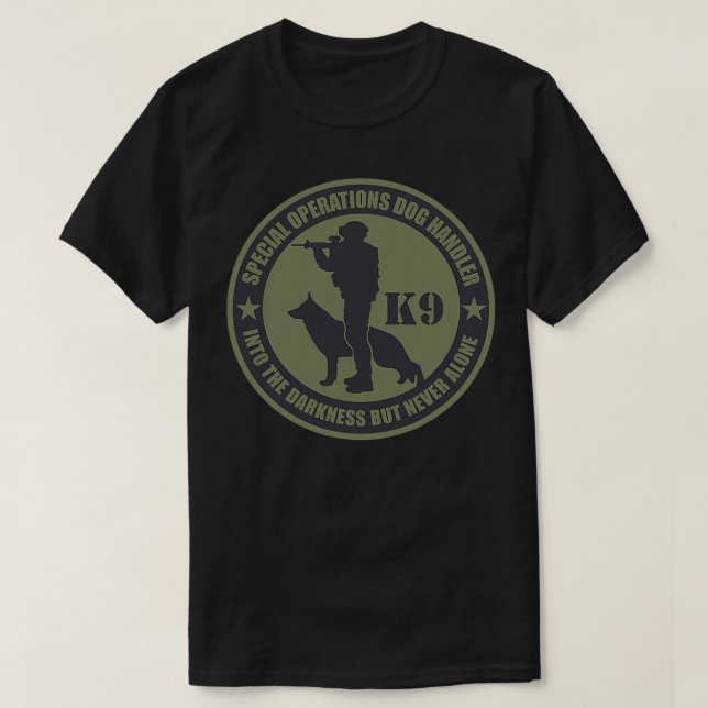 K9 Speciell Operations Hund Handler subducerad 1 T Shirt (Design framsida)