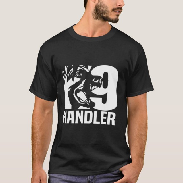 K-9 Handler Police sheriff Cops Law Enforcet Duty T Shirt (Framsida)