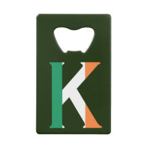 K Monogram överlagt på iriska Flagga