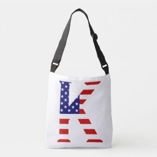 K Monogram överlagt på USA flagga-burk Axelväska