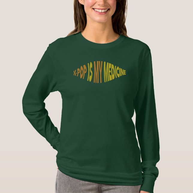 K-Pop är min medicin Ver 1 Långärmad T-Shirt (Framsida)