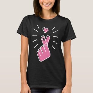 K Pop Koreansk musikfixering Finger med hjärtkirur T Shirt