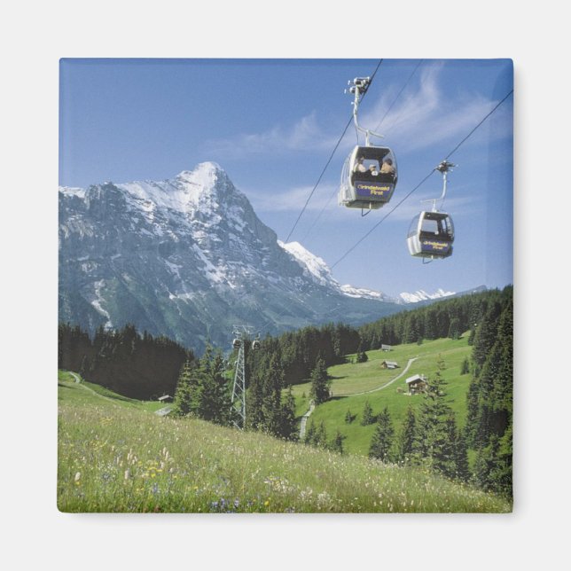 Kabelbilar nära Jungfrau Magnet (Framsidan)