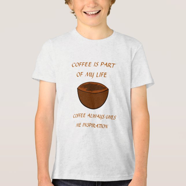KAFFE ÄR EN DEL AV MITT LIV T SHIRT (Framsida)