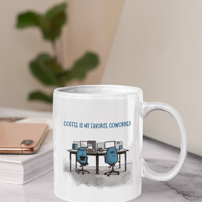"Kaffe är min favoritmedarbetare" Personlig mugg (Have you ever felt that Coffee was your co-worker.  This is a perfect way to let you friends know!)