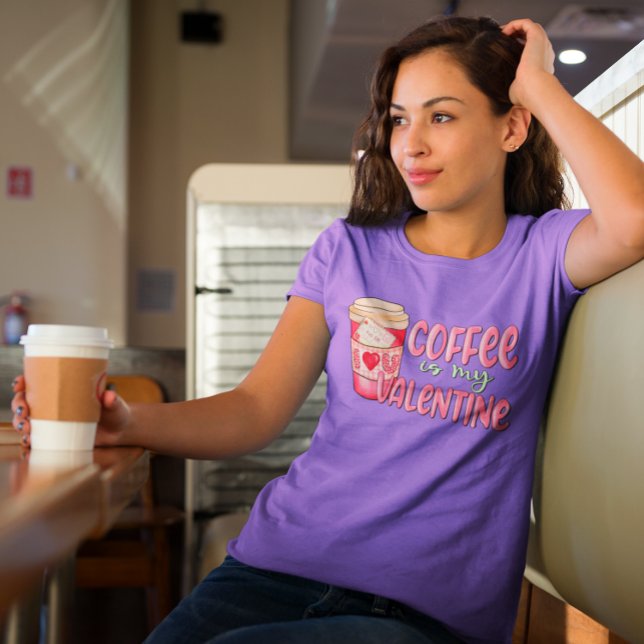 Kaffe är min Valentine Kärlek-Roligt T Shirt (Skapare uppladdad)