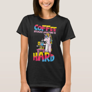Kaffe eftersom det är svårt att äta upp sig med t shirt